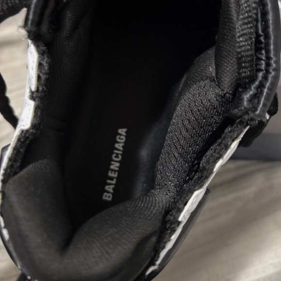 Balenciaga sneakers - Picture 6 of 6